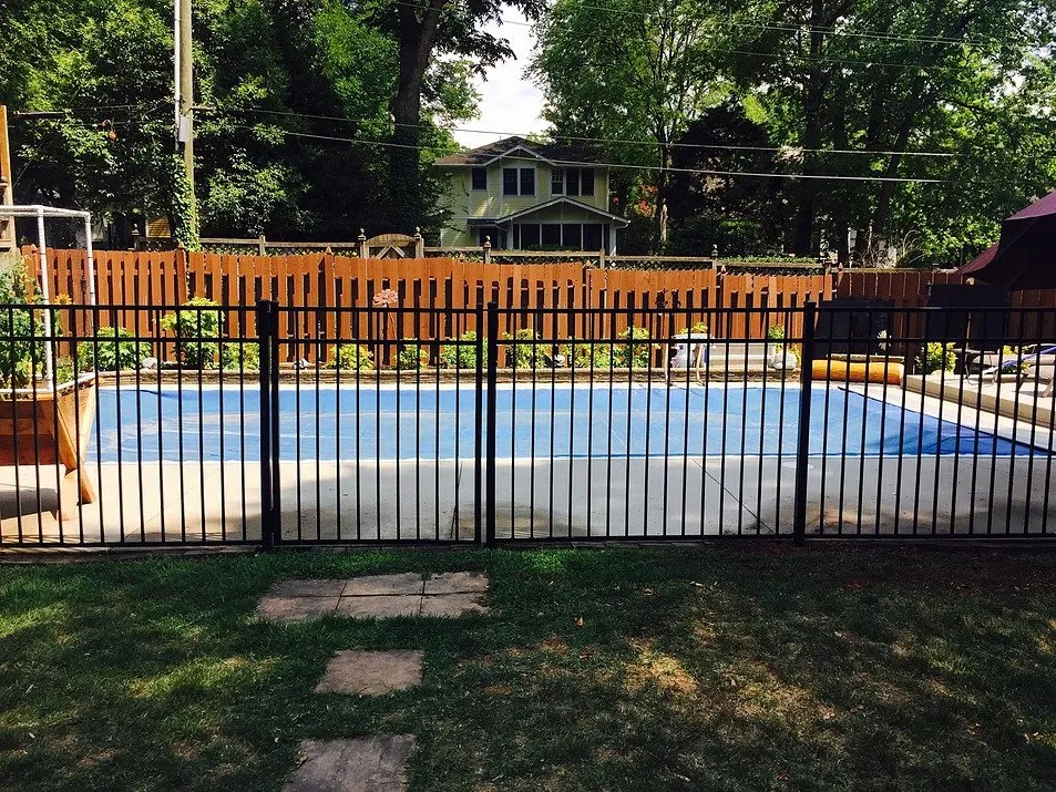 Aluminum fenced in pool